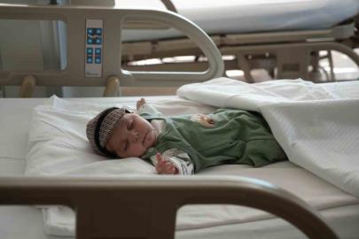 10 aylık Mahmoud’un Filistin’den Antalya’ya zorlu karaciğer nakil yolculuğunda mutlu son