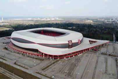 19 Mayıs Stadyumu’nun bakım-onarım çalışmalarında yarıya gelindi