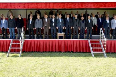 20. Uluslararası Turgut Özal Karakucak Güreşleri görkemli başladı