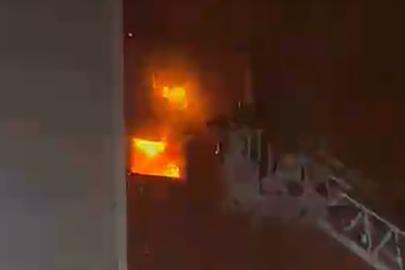 4 katlı mobilya deposunda yangın: Ürünler kullanılamaz hale geldi