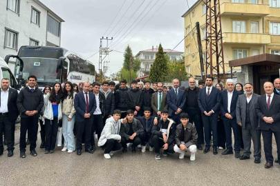 400 genç gönüllü tarihi camide din gönüllüleriyle buluştu