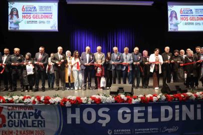 6. Çayırova Kitap Günleri, kapılarını ziyaretçilere açtı