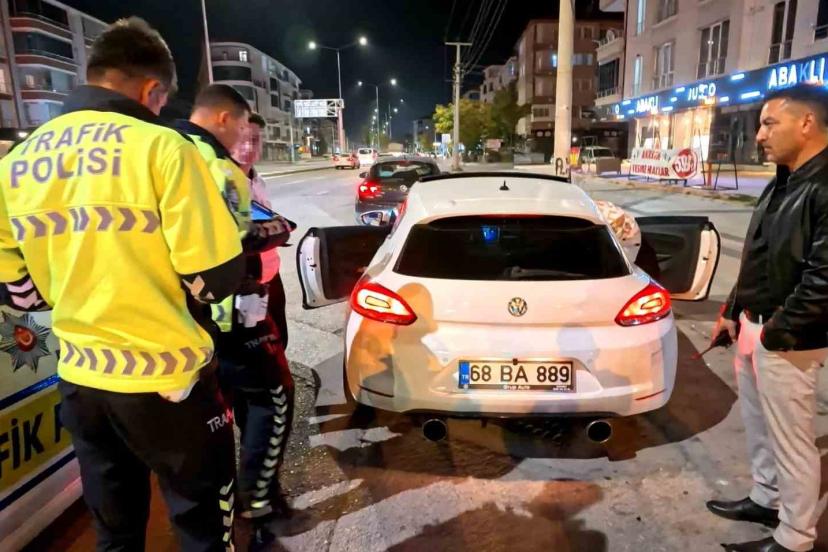 Abart egzozlu araç sürücüsüne 11 bin 434 lira ceza
