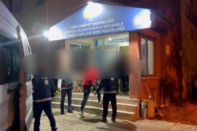 Ağrı’da yapılan operasyonda 16 düzensiz göçmen yakalandı