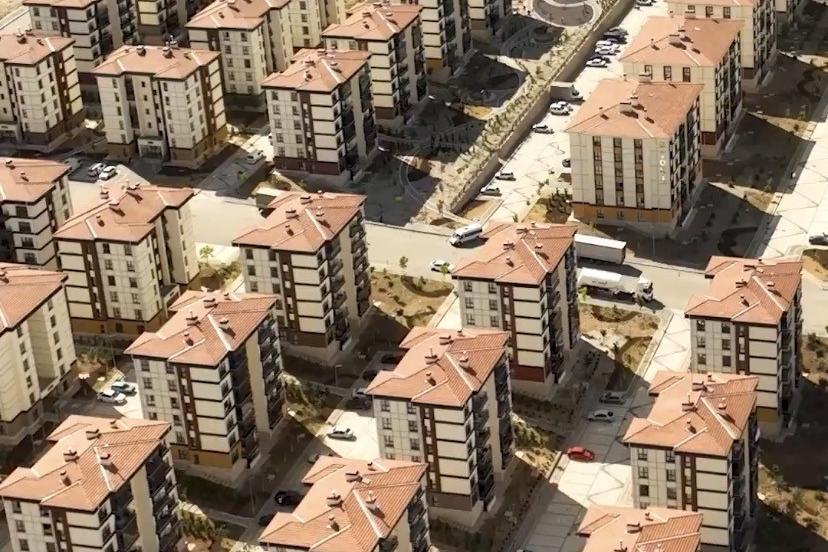 AK Parti İl Başkanı Gürhan Albayrak’tan TOKİ açıklaması