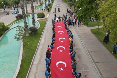 Akdeniz Üniversitesi, Cumhuriyet için koştu