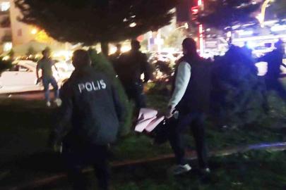 Aksaray’da eski-yeni sevgili kavgası: Hareketli dakikalar kamerada