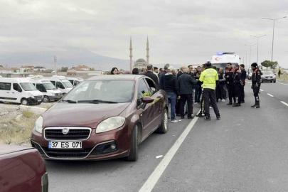 Aksaray’da polis cenazesi sırasında konvoya saldırı: 4 yaralı
