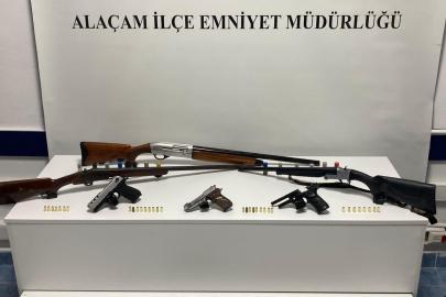 Alaçam’da ruhsatsız silah ve çalıntı motosiklet operasyonu