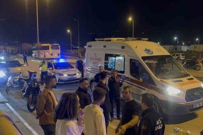 Alışveriş yapıp evine giderken motosikletin çarptığı kadın yaralandı