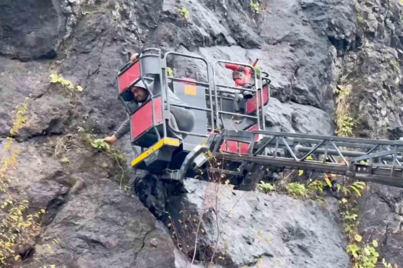 Amasra’da kayalardan sarkan kablolar paniğe neden oldu: 19 yıl önce patlatılan dinamitlerden kaynaklandığı ortaya çıktı