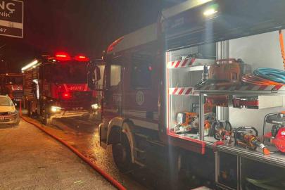 Ankara’da oto tamir dükkanında yangın paniği