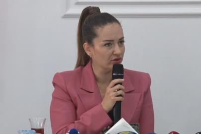 Antalya Büyükşehir Belediye Başkanvekili Özdemir: "Muhittin Başkan günden güne kilo veriyor, bağışıklığı düşüyor"
