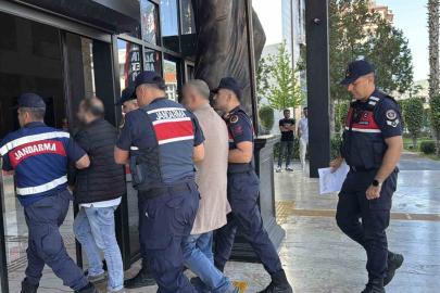 Antalya’da sahte pasaportla 24 milyon liralık arsa vurgunu yapan 6 şüpheliden 5’i tutuklandı
