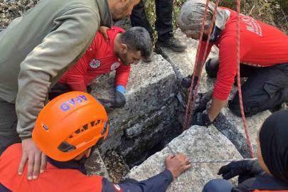 Antalya’da su kuyusu ve sarnıçlarda çöp topladılar