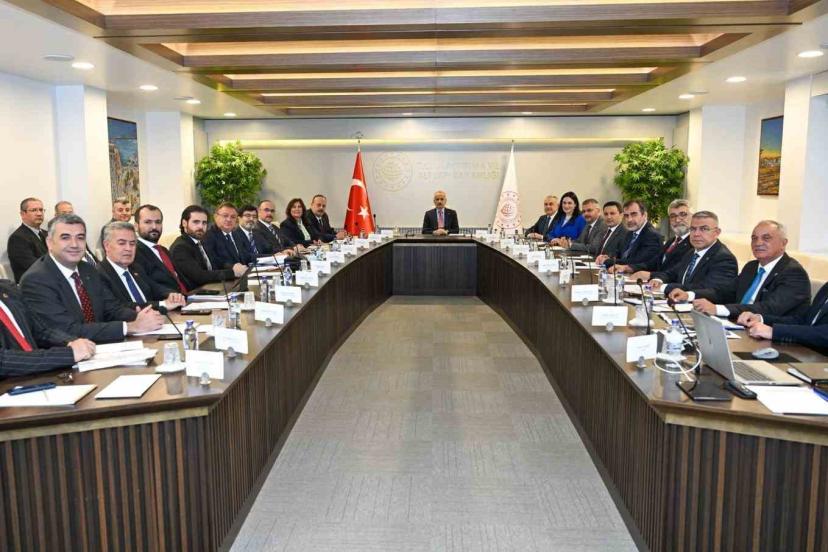 Aydın Büyükşehir Belediye Başkanı Çerçioğlu’ndan Aydın’a banliyö müjdesi