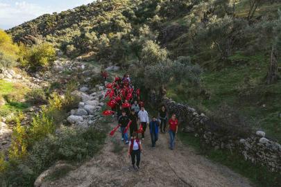 Aydın’da gençler ’Cumhuriyet’ için yürüdü