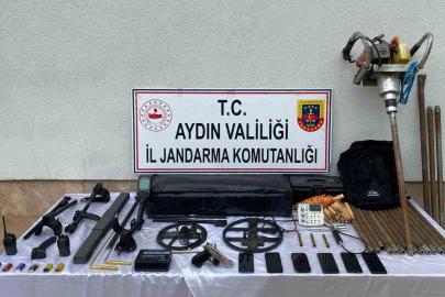 Aydın’da kaçak kazı yapan şahısların  evlerine operasyon