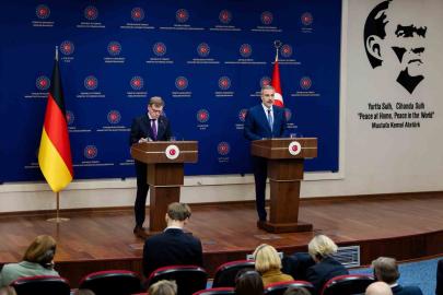 Bakan Fidan: "Türkiye gibi bir güç, Avrupa gibi bir güçle birleştiği zaman bizim birliğimizden bir süper gücün ortaya çıkması mümkün"