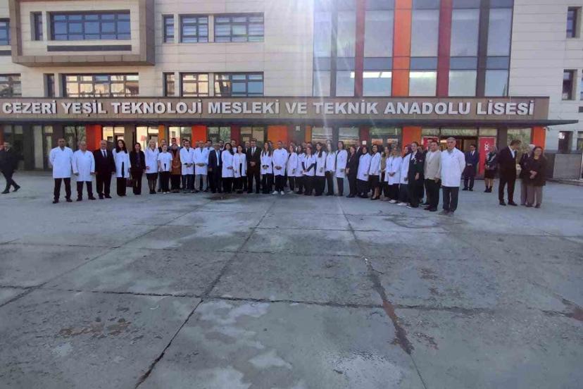 Bakan Tekin: "Dünyadaki eğitim sektörüyle herkesin insan haklarına egemen olacağına inanıyorum"