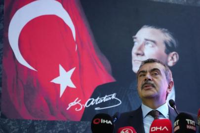 Bakan Tekin: "Merkezi sınırlamayla okul kayıtlarının kapatıldığı bir sistemi hayata geçireceğiz"