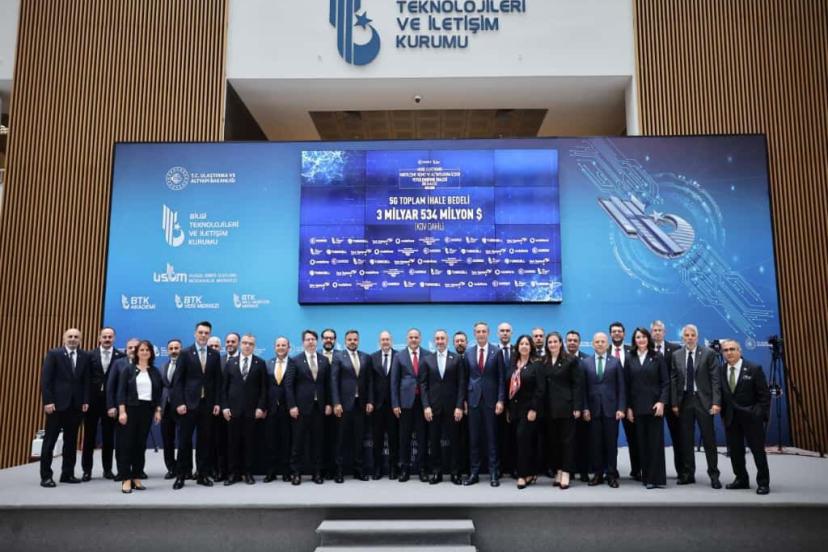 Bakan Uraloğlu: "Türkiye’yi iletişimde ileriye taşıyacak 5G ihalemizi gerçekleştirdik"