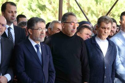 Bakan Yardımcısı Gümen’in annesi toprağa verildi