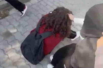 Balıkesir’de okul yakınında kız öğrencilerin kavgası kameraya yansıdı
