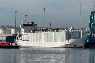 Bandırma ahır kokulu günlerine geri döndü