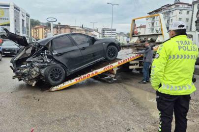 Bartın’da feci kaza: 1 ölü, 2 yaralı