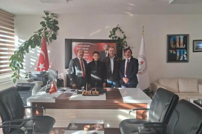 Başarılı öğrenciler ödüllendirildi