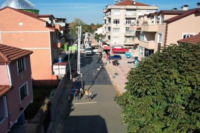 Başiskele Cumhuriyet Caddesi’nde üstyapı çalışması