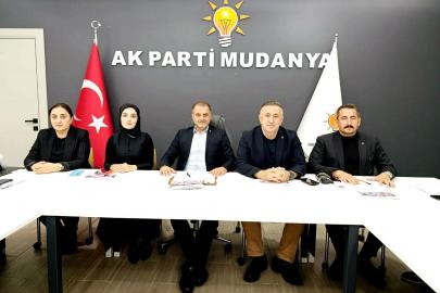 Başkan Bayrak: "Zabıtanın baskısı esnafı usandırdı"