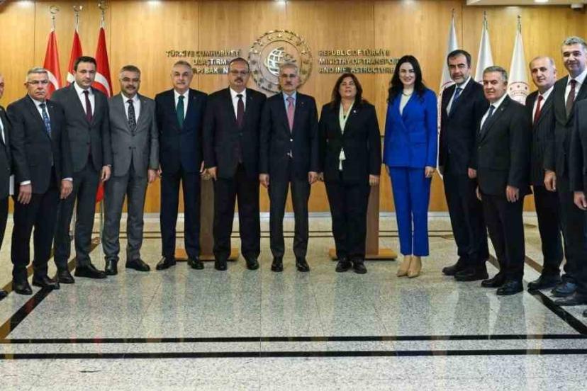 Başkan Çerçioğlu’ndan Aydın’a yeni banliyö hattı müjdesi