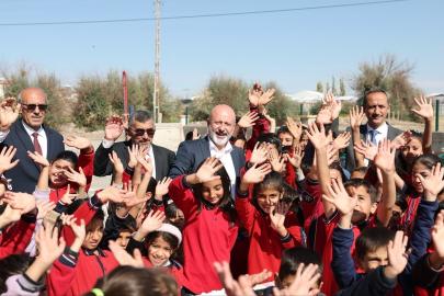 Başkan Çolakbayrakdar: "Mutlu çocuklar, güçlü ve büyük Türkiye’nin teminatıdır"