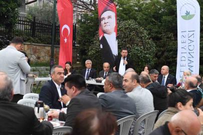 Başkan Erkan Aydın’dan 1,5 yılda 35 mahalle buluşması