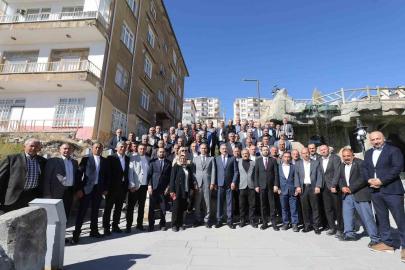 Başkan Özdemir ve Milletvekili Uzkurt muhtarlarla buluştu