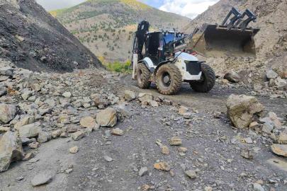 Batman’da yağış sonrası kapanan köy yolları ulaşıma açılıyor