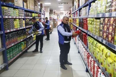 Battalgazi zabıtası, market denetimlerini sıklaştırdı