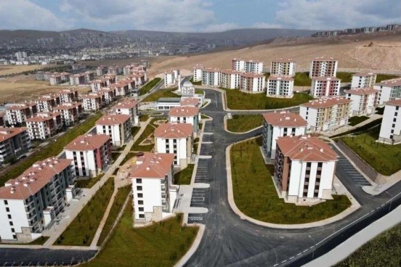 Baybatur: "TOKİ tarafından Manisa’ya 7 bin 80 yeni konut yapılacak"