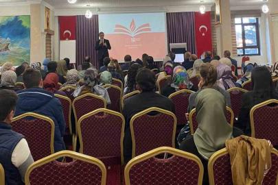 Bayburt’ta Öğretmenlik Uygulamaları Bilgilendirme Toplantısı yapıldı