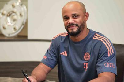 Bayern Münih, Vincent Kompany’nin sözleşmesini uzattı