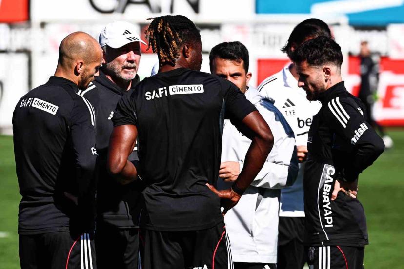 Beşiktaş’ta Rafa Silva takımla çalışmalara başladı