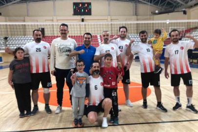 Bilecik Aile Ve Sosyal Hizmetler takımı voleybol çeyrek finalinde