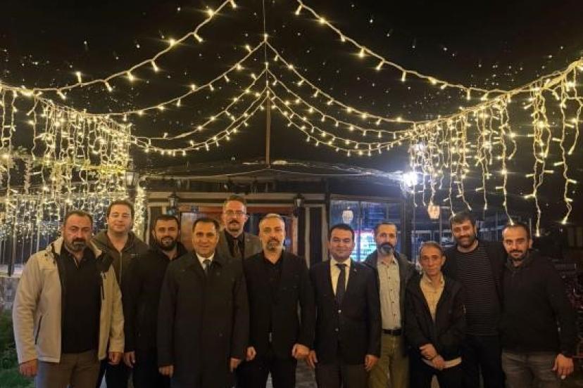 Bilecik Aile ve Sosyal Hizmetler voleybol takımına başarı kutlaması