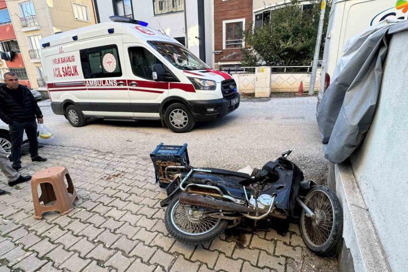 Bilecik’te ticari araç ile motosiklet çarpıştı; 1 yaralı