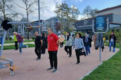 Bir yandan öğrenirken, diğer yandan da tecrübeleriyle öğretiyorlar