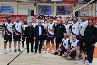 Bozüyük voleybol takımları grup finallerinde