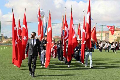 Bünyan ve Tomarza’da 29 Ekim coşkusu