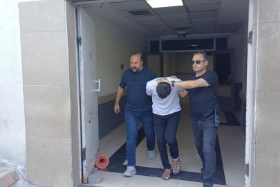 Camide boğazını kesip öldürdüğü adamın karısına "Şimdi git kocanın leşini topla" demiş